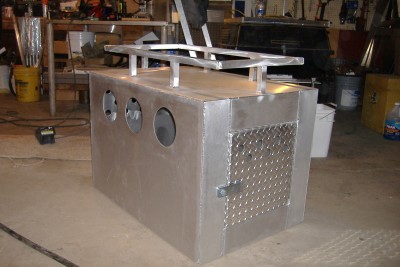 ufh dog box 4-wheelers 002.jpg