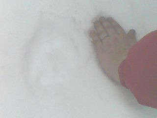 Compared to the wifes hand.